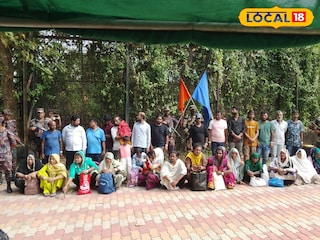 ফ্ল্যাগ মিটিং এর মাধ্যমে হস্তান্তর ৩১ বাংলাদেশী নাগরিকদের ফ্ল্যাগ মিটিং এর মাধ্যমে হস্তান্তর ৩১ বাংলাদেশী নাগরিকদের
