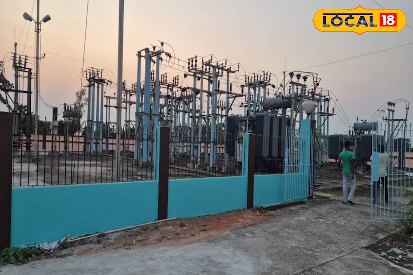 এছাড়াও জয়নগরের ধোসায় বিদ্যুৎ পরিষেবা ঠিক রাখার জন্য একটি অস্থায়ী সাব-স্টেশন তৈরি করা হয়েছে। আরও নতুন সাব-স্টেশন নির্মাণের জন্য শীঘ্রই টেন্ডার ডাকা হবে। জয়নগরের মনিরতট এলাকায় এই কাজ শুরু হয়েছে।