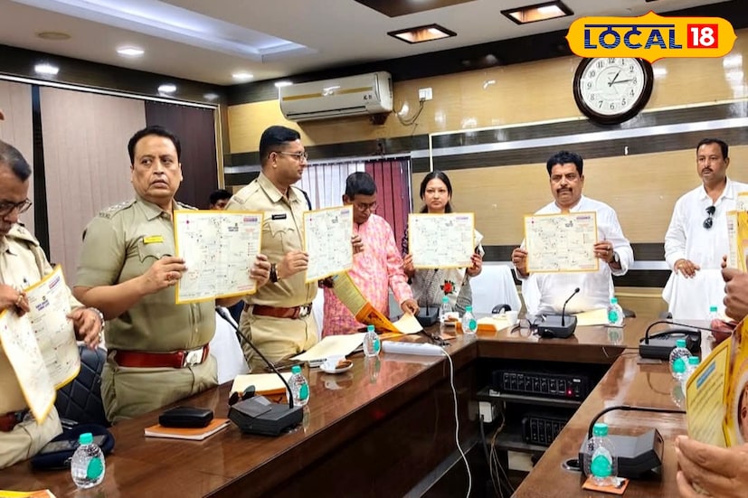 এদিনের বৈঠক থেকেই প্রকাশ করা হয় এবারের জগদ্ধাত্রী পুজোর গাইড ম্যাপ, যা দর্শনার্থীদের চলাচলে সাহায্য করবে বলে জানানো হয়। যানজট এড়াতে পুজোর দিনগুলিতে চারচাকা গাড়ি নির্দিষ্ট এলাকার মধ্যে প্রবেশ করতে দেওয়া হবে না। পাশাপাশি শহরের বিভিন্ন গুরুত্বপূর্ণ মোড়ে মোতায়েন থাকবে পুলিশকর্মী ও ট্রাফিক আধিকারিকরা