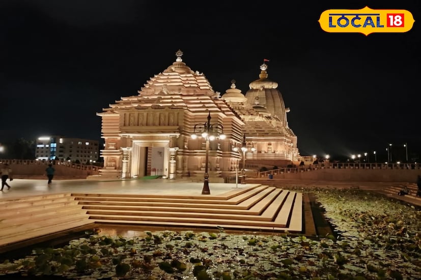 প্রসঙ্গত দিঘা জগন্নাথ মন্দিরে প্রতিনিয়ত ভিড় বাড়ছে। বিভিন্ন পুজো বা ছুটির দিনগুলিতে উপচে পড়া ভিড় দিঘা জগন্নাথ ধামে। দিঘা জগন্নাথ ধামে বেড়াতে এসে কোথায় কি রয়েছে তা অনেকেই বুঝতে পারে না। এবার সহজেই যাতে জগন্নাথ ধাম ভক্তরা পরিদর্শন করতে পারে তারই জন্য এই উদ্যোগ। জানা যায় দিঘা জগন্নাথ ধাম মন্দির সূত্রে। (ছবি ও তথ্য: সৈকত শী)