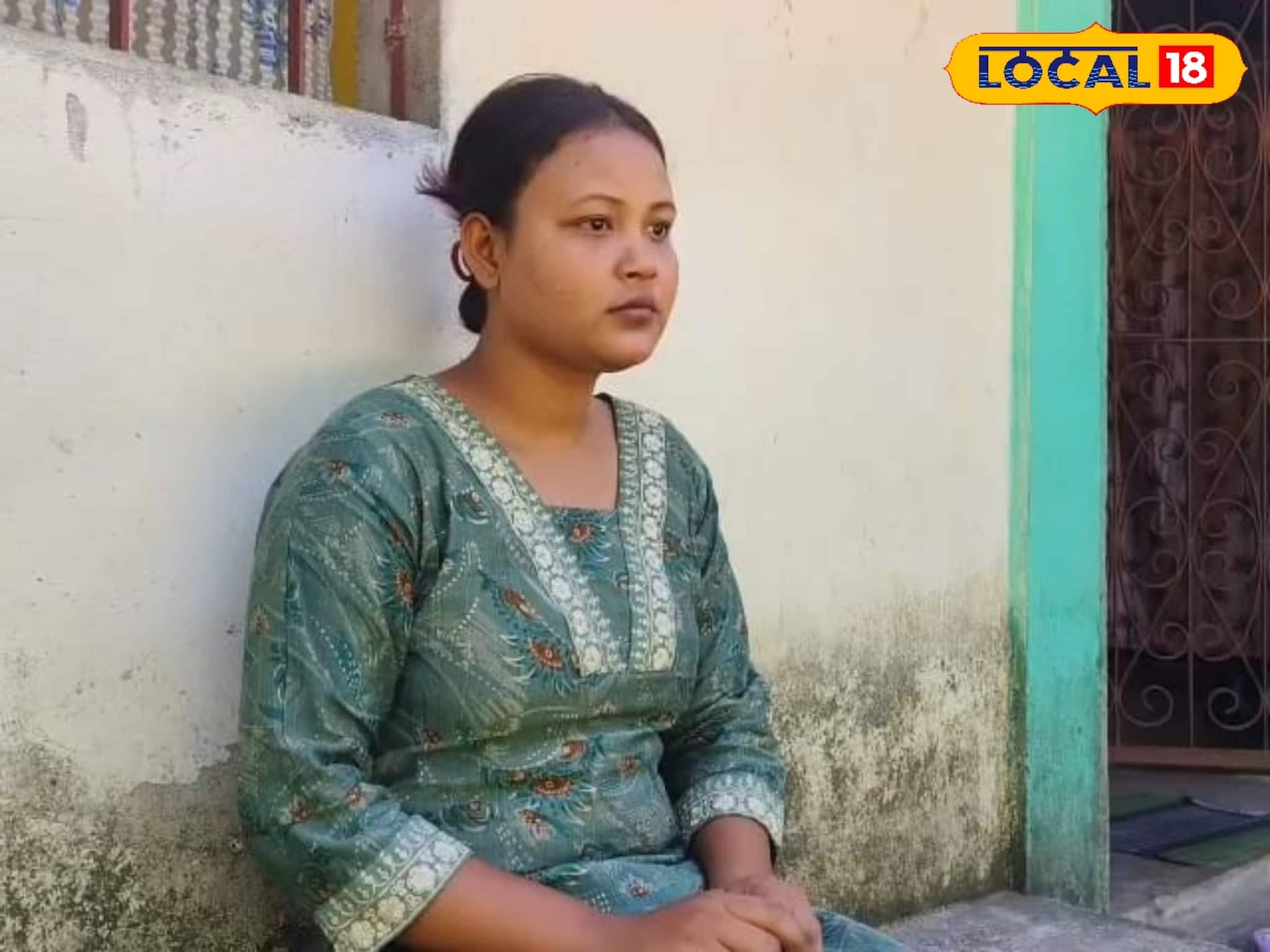 Boxer: প্রতিষ্ঠিত হওয়াই লক্ষ্য মৌমিতার, বক্সিং রিং তাঁর সব থেকে ভালবাসার জায়গা  Boxer: প্রতিষ্ঠিত হওয়াই লক্ষ্য মৌমিতার, বক্সিং রিং তাঁর সব থেকে ভালবাসার জায়গা