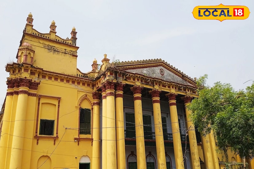 কীভাবে পৌঁছাবেন? হাওড়া থেকে ট্রেনে দুবরাজপুর স্টেশন। সেখান থেকে অটো বা টোটো করে সহজেই পৌঁছে যেতে পারেন হেতমপুর রাজবাড়ীতে। রাজকীয় ঐতিহ্য, সিনেমার স্মৃতি, আর কবি নজরুলের ছোঁয়া, সব মিলিয়ে হেতমপুর রাজবাড়ী আজও বীরভূমের গর্ব ও ইতিহাসের অনন্য সাক্ষী। (ছবি ও তথ্য: সুদীপ্ত গড়াই)