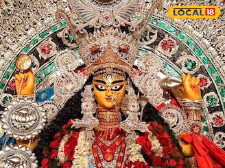 কৃষ্ণনগরে জগদ্ধাত্রী পুজো দেখতে যাবেন? যে ঠাকুর একদমই মিস করা যাবে না...