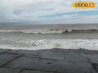 ঘূর্ণিঝড় 'মন্থা'র দাপটে উত্তাল দিঘার সমুদ্র, প্রবল ঝড়-বৃষ্টি! পর্যটকদের সৈকতে নামা বন্ধ