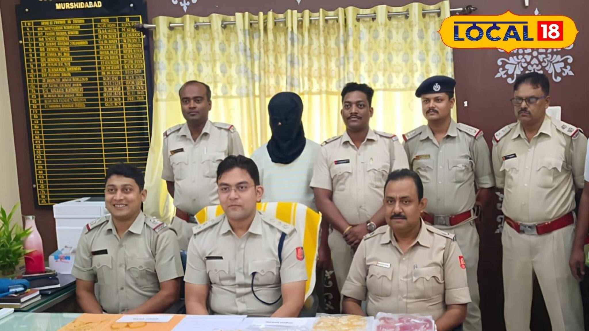 সোনার গয়না নিয়ে এ কী কাণ্ড! গ্রেফতার ১, উদ্ধার ৩৮০ গ্রাম সোনার অলংকার