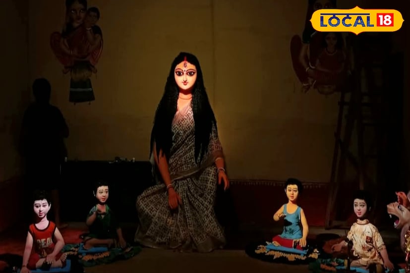 অন্যদিকে, কল্যাণগড়ের কয়াডাঙ্গা দেশবন্ধু ক্লাবের এবারের থিম ভাবনা ‘মায়ের হেঁসেল’। ২৪ বছরের পুজোয় তারা নারীর শক্তি ও সৃষ্টিশীলতাকে নতুন দৃষ্টিতে উপস্থাপন করেছে। দুই থেকে আড়াই কাঠা জায়গা জুড়ে তৈরি হয়েছে এক অনন্য রান্নাঘর