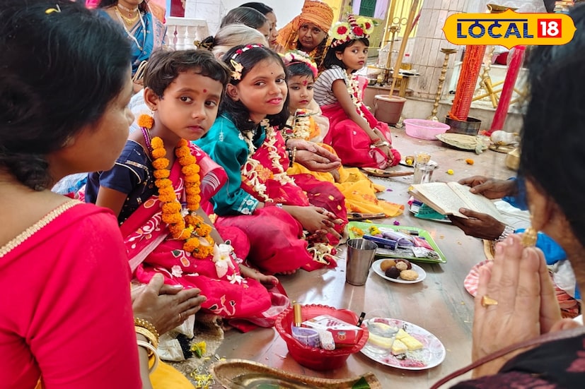 পাশাপাশি, গ্রামের অন্যান্য জগদ্ধাত্রী পুজো দশমীর দিনে নিরঞ্জন করা হলেও একমাত্র এই পরিবারের জগদ্ধাত্রী প্রতিমা নিরঞ্জন করা হয় একাদশীর দিনে নিজস্ব পুকুরে। মা জগদ্ধাত্রী কে ৩০ভরি সোনার গয়নাতে সজ্জিত করা হয়।