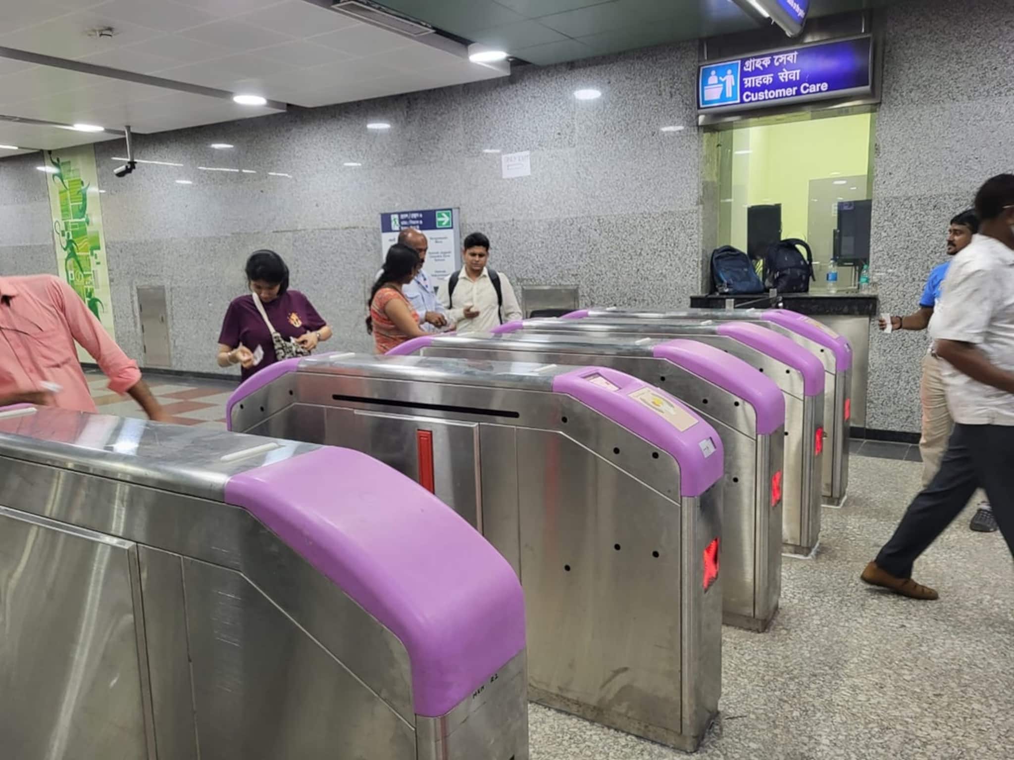 Kolkata Metro: নতুন AFC গেট হাওড়া ময়দান মেট্রো স্টেশনে, স্মার্ট কার্ড রিচার্জে অ্যাপ ব্যবহারের পরামর্শ