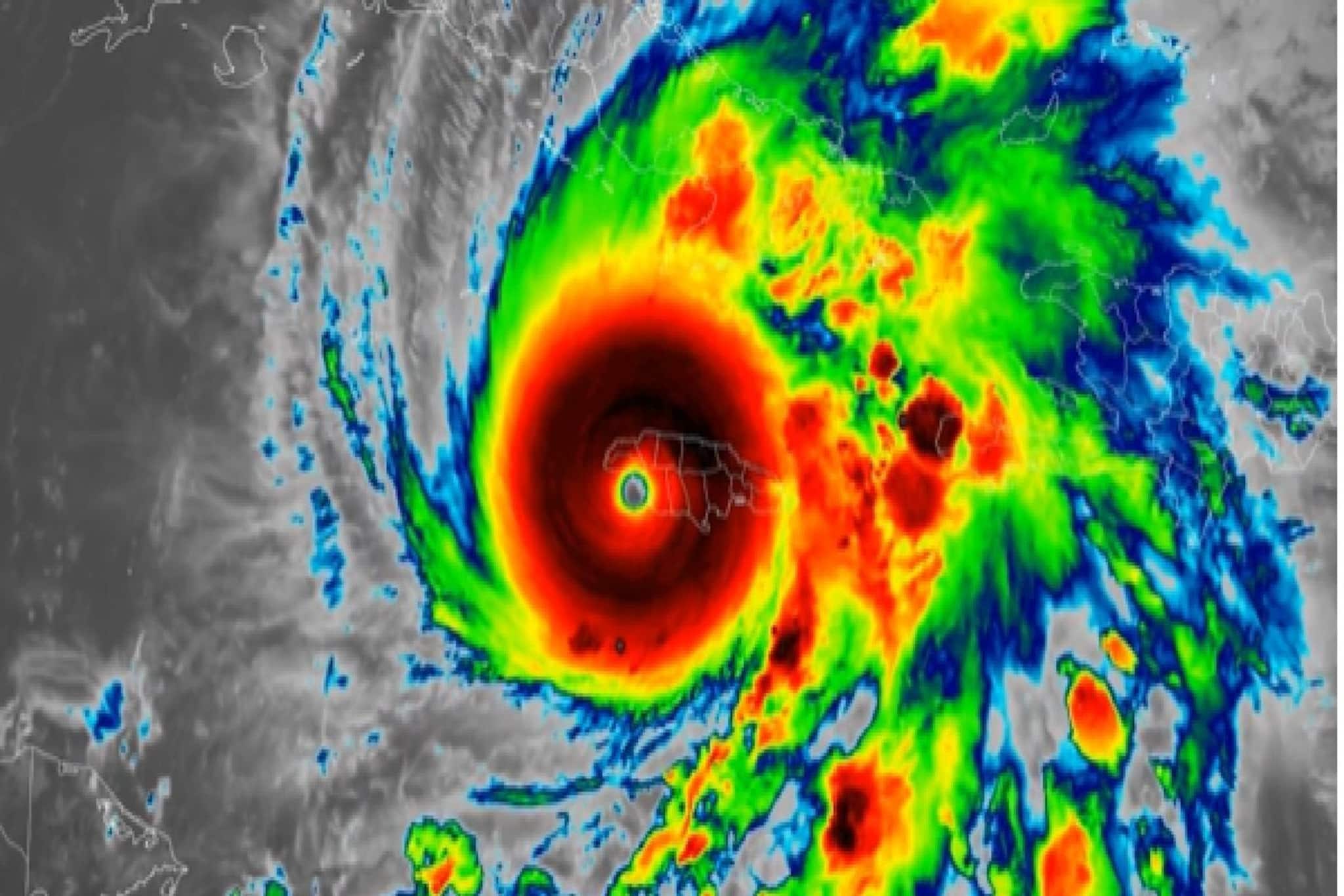 Alert: এল ঘূর্ণিঝড়ের ‘বাপ’,২৯৫ কিমি/ঘন্টা গতিতে ঝাঁপিয়ে পড়ল Melissa, একটা দ্বীপের চেয়েও আকারে বড় ঘূর্ণিঝড়