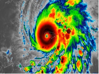 এল ঘূর্ণিঝড়ের ‘বাপ’,২৯৫ কিমি/ঘন্টা গতিতে ঝাঁপিয়ে পড়ল Melissa, দ্বীপের চেয়েও আকারে বড়