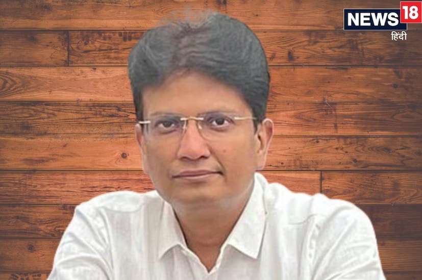 উত্তর প্রদেশের কানপুরের বাসিন্দা আশুতোষ অগ্নিহোত্রীর এই চিঠির ফলাফল ছিল সুদূরপ্রসারী। তৎকালীন UPSC চেয়ারম্যান লেফটেন্যান্ট জেনারেল সুরেন্দ্র নাথ ব্যক্তিগতভাবে বিষয়টি তদন্তের নির্দেশ দেন। তদন্তে নিশ্চিত হওয়া যায় যে, একজন কেরানির ভুলের কারণে আশুতোষ অগ্নিহোত্রীর জন্য নির্ধারিত ১৭৬ নম্বর ভুলবশত অন্য প্রার্থীর নামে জমা হয়ে গিয়েছিল এবং অন্য কারও ৭০ নম্বর তাঁর অ্যাকাউন্টে যোগ করা হয়েছিল। তারপর, ১ সেপ্টেম্বর, ১৯৯৯ তারিখে, UPSC ফলাফল পরিবর্তনের ঐতিহাসিক ঘোষণা করা হয়।