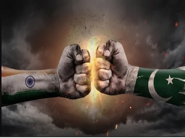 বোমা ফেলে ওরা, ৪ লক্ষ মহিলার গণধর্ষণ, ভারতের দিকে আঙুল , পাকিস্তানের আঙুল মুচড়ে দিল ভারত বোমা ফেলে ওরা, ৪ লক্ষ মহিলার গণধর্ষণ, ভারতের দিকে আঙুল , পাকিস্তানের আঙুল মুচড়ে দিল ভারত