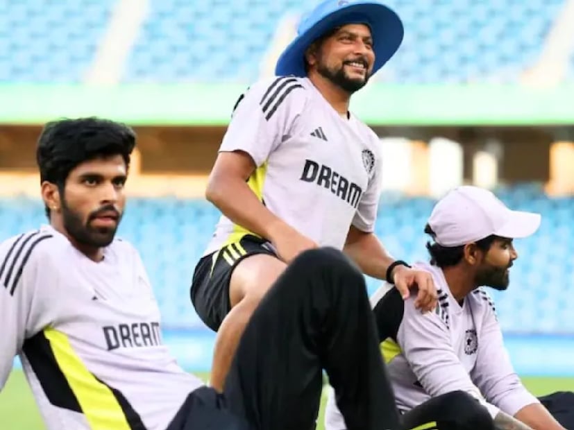 নয়াদিল্লি: এশিয়া কাপ জয়ের পর বিশ্রাম মোড অন করার উপায় নেই৷ দুবাইয়ের সমস্ত নাটকীয়তার পর কোচ গৌতম গম্ভীর ওয়েস্ট ইন্ডিজের বিরুদ্ধে ২ ম্যাচের টেস্ট সিরিজে ফোকাস করেছেন৷  এরপরেই অস্ট্রেলিয়ার সাদা বলের সিরিজ৷ তার আগেই লাল বলের ক্রিকেটে ফেরা ভারতীয় ক্রিকেট দলের জন্য একটি চ্যালেঞ্জ হবে, কারণ ভারতীয় ক্রিকেট দল এশিয়া কাপ ফাইনালের মাত্র তিন দিন পরেই ভারত বনাম ওয়েস্ট ইন্ডিজের প্রথম টেস্ট খেলছে। শুভমান গিল অধিনায়ক হিসেবে ফিরবেন, কিন্তু আহমেদাবাদে জসপ্রীত বুমরাহকে নিয়ে ভারত সতর্ক থাকবে। বুমরাহ এশিয়া কাপের ফাইনালে খেলেছেন এবং ৯৬ ঘণ্টার মধ্যেই তাঁকে বল হাতে মাঠে ফিরতে হওয়ার সম্ভবনা তৈরি হচ্ছে। ওয়েস্ট ইন্ডিজ টেস্ট ক্রিকেটে খাতায় কলমে দুর্বল প্রতিপক্ষ, তাই টিম ইন্ডিয়া মহম্মদ সিরাজ, প্রসিদ্ধ কৃষ্ণা, অথবা নীতিশ কুমার রেড্ডিকে বেছে নিতে পারে।