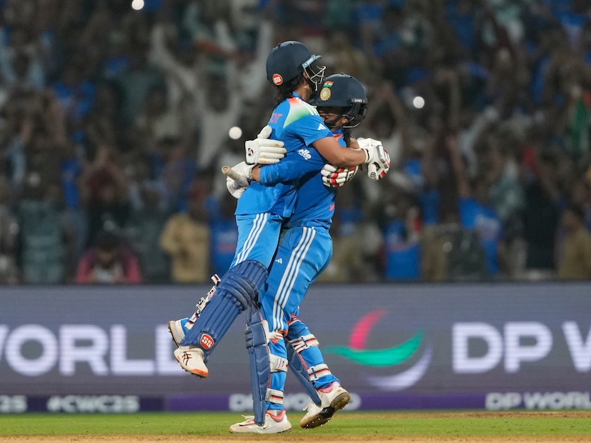 চাপের মধ্যে জেমাইমা ও হরমনপ্রীতের ১৬৭ রানের পার্টনারশিপ ম্যাচের ভাগ্য পাল্টে দেয়। হরমনপ্রীত ৮৯ রানে করে ফিরলেও শতরান করেন জেমাইমা। ১২৭ রানের অপরাজিত ইনিংস খেলে দলকে জয় এনে দেন জেমাই।