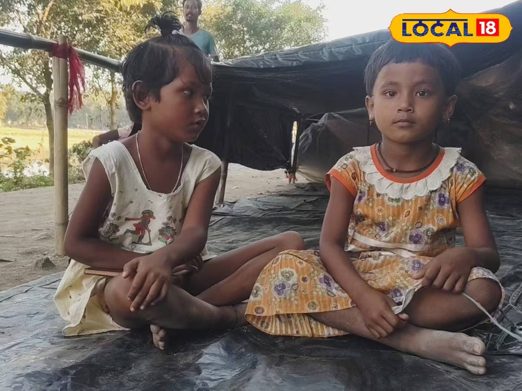 এখনও দগদগে বন্যার ক্ষত! ভাইফোঁটার দিন জলপাইগুড়িতে 'এই' কাজে ব্যস্ত ভাইয়েরা, উৎসবের উচ্ছ্বাস ছেড়ে সেখানে কী চলছে দেখুন