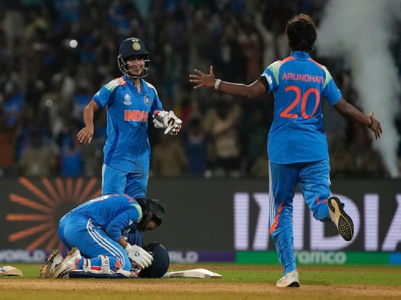  "আমি মানসিকভাবে অসুস্থ ছিলাম, উদ্বেগের মধ্যে ছিলাম। আমি জানতাম আমাকে পরিবর্তন আনতে হবে, এবং ঈশ্বর সবকিছুর যত্ন নিয়েছিলেন। শুরুতে, আমি কেবল খেলছিলাম এবং নিজের সাথে কথা বলছিলাম।" খেলা যখন শেষ ওভারে চলে গেল, আমি কেবল শান্ত থাকার চেষ্টা করলাম কারণ আমার বিশ্বাস ছিল যে ঈশ্বর আমার সঙ্গে আছেন। আমি কেবল সেখানে দাঁড়িয়ে ছিলাম এবং তিনি আমার জন্য লড়াই করেছিলেন। আমার ভেতরে অনেক কিছু বাকি ছিল, কিন্তু আমি শান্ত থাকার চেষ্টা করছিলাম।"