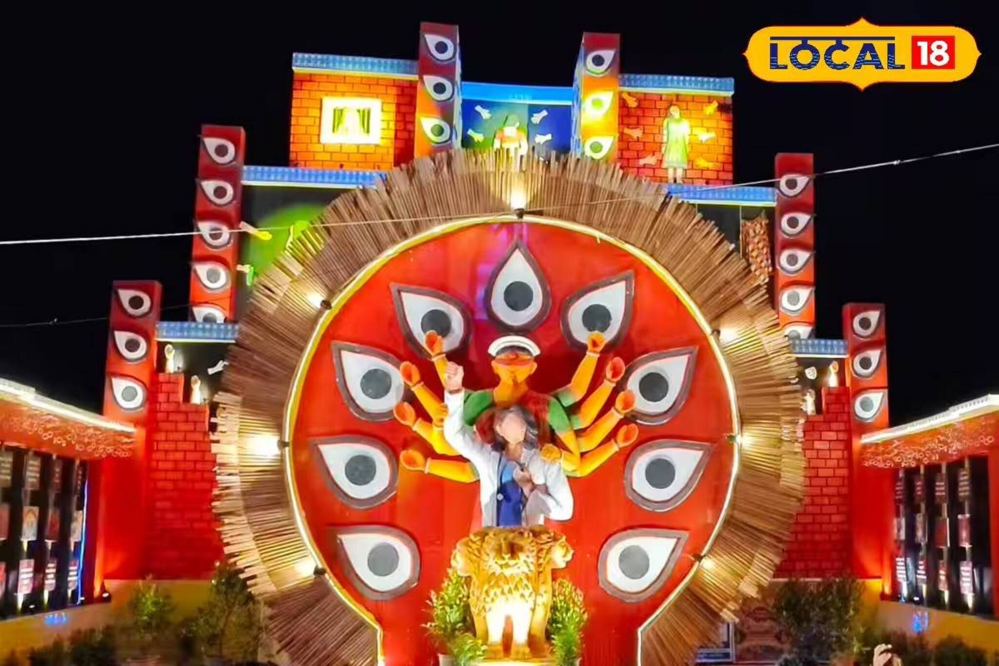 নারীর সম্মানেই সমাজের পূর্ণতা! দুর্গাপুজোয় ‘নারীশক্তি’ থিমে নজর কাড়ল মেদিনীপুরের ক্লাব
