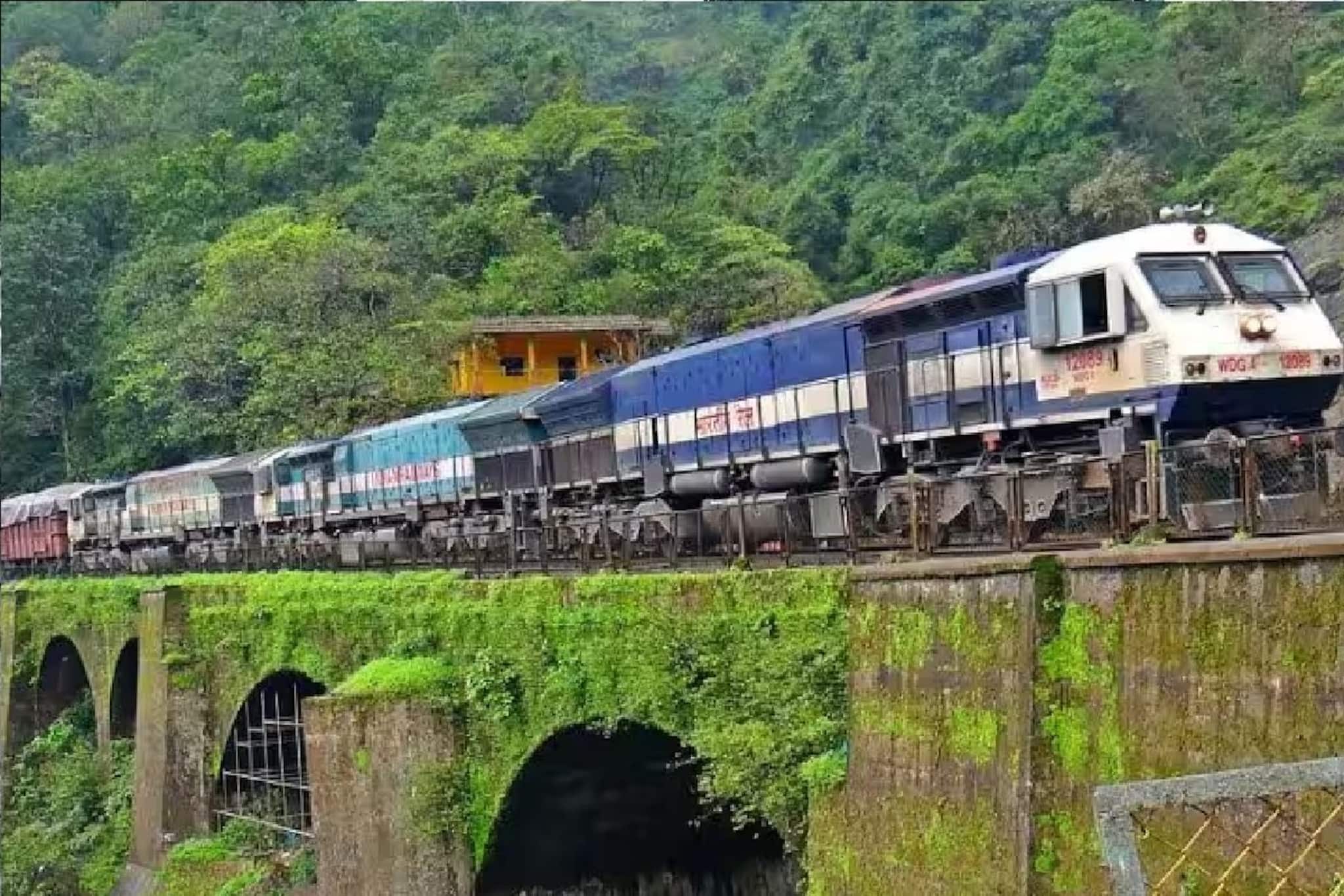 World’s Longest Train Journey: ১৮,৭৫৫ কিলোমিটার রেলপথ! ১৩ দেশ ঘুরে ২১ দিনে গন্তব্যে পৌঁছয়! বিশ্বের দীর্ঘতম ট্রেনযাত্রা কোনটি জানেন? উত্তর দিতে পারেনি প্রায় কেউই