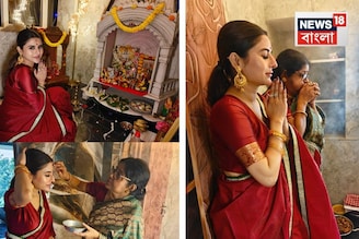 পিসির সঙ্গেই ভোগের আয়োজন, নিজের হাতে দেবীর সাজ, মাধুরিমার বাড়িতে জমজমাট লক্ষ্মী পুজো