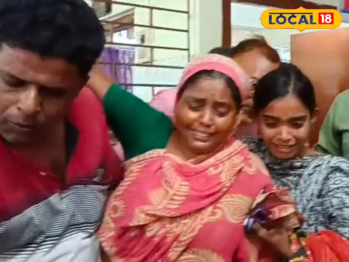 কান্নায় ভেঙে পড়েছে পরিবার