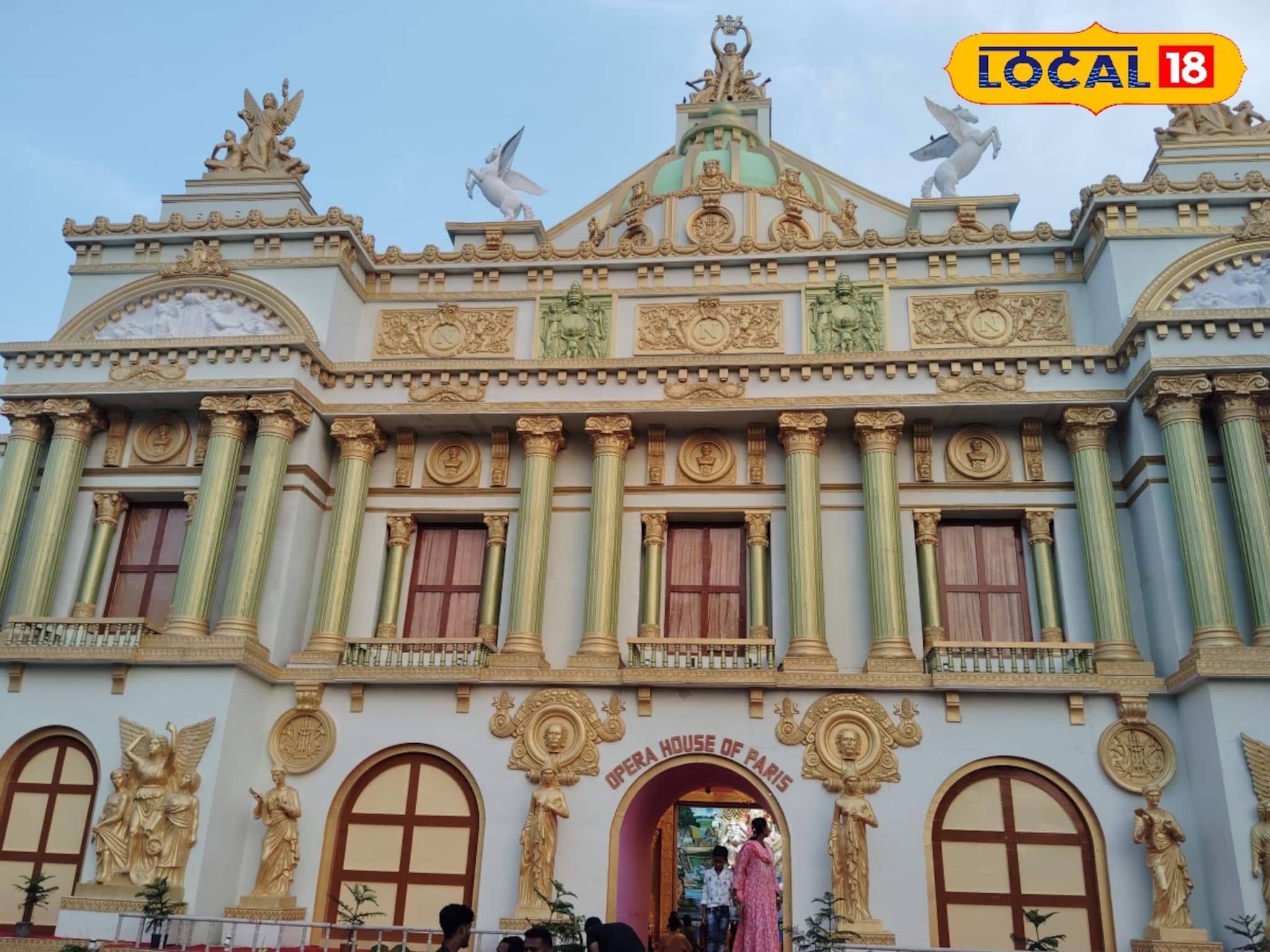 অভিনব! ৫০০ গ্রাম সোনার গয়নায় সেজে ধনলক্ষ্মী বিরাজমান প্যারিসের অপেরা হাউসে