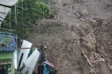 আপাতত দার্জিলিংয়ে বেড়াতে আসা পর্যটকদের নীচে নামার ক্ষেত্রে ‘না’ ! নির্দেশিকা জারি