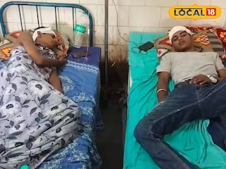 হাসপাতালে চিকিৎসাধীন আহত দুই ভাই হাসপাতালে চিকিৎসাধীন আহত দুই ভাই