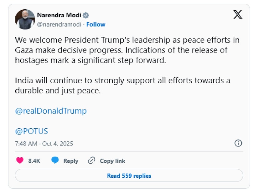 এক্স হ্যান্ডেলে প্রধানমন্ত্রী মোদি লিখেছেন,“গাজায় শান্তি প্রচেষ্টার চূড়ান্ত অগ্রগতির সঙ্গে সঙ্গে আমরা রাষ্ট্রপতি ট্রাম্পের নেতৃত্বকে স্বাগত জানাই। বন্দিদের মুক্তির ইঙ্গিত একটি উল্লেখযোগ্য পদক্ষেপ৷” তিনি আরও বলেন যে নয়াদিল্লি “একটি স্থিতিশীল এবং ন্যায়সঙ্গত শান্তির দিকে সকল প্রচেষ্টাকে” সমর্থন করবে। Photo Courtesy- Narendra Modi (X Account Screen Grab)