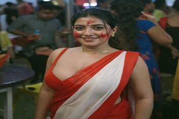 Kiss করতে চাইছিলেন সুভাষ ঘাই, লাস্যময়ীর ভয়ানক অভিযোগ, এখনকার ‘ছোটদের’ নিয়ে যা বললেন...