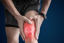 Joint Pain in Winter: শীত পড়তেই ফোলা হাঁটু? গাঁটে গাঁটে বাতের ব্যথায় চোখে জল? এই ৩ খাবার খেলেই আপনাকে ছেড়ে পালাবে আর্থ্রাইটিস!