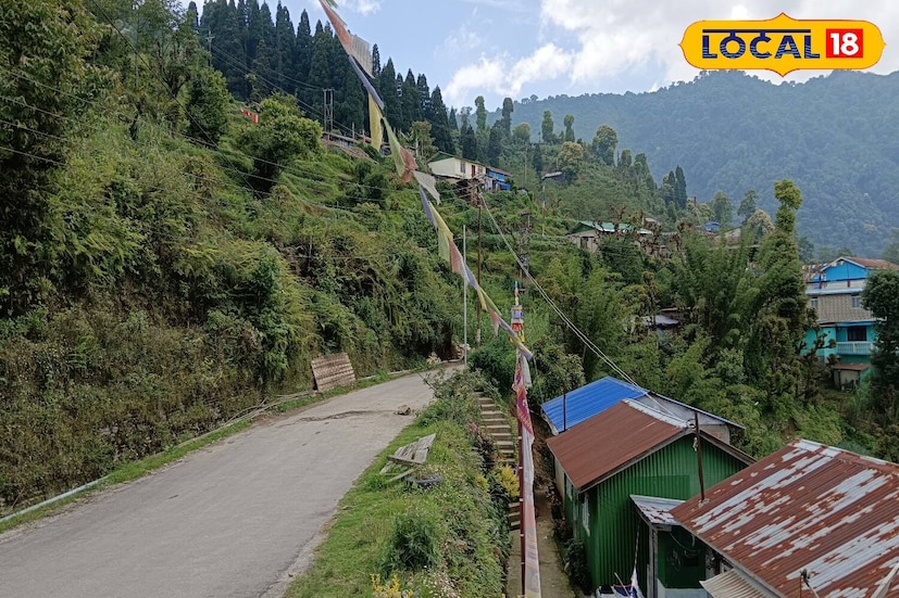 ইসলামপুরেও রোদ ঝলমলে আকাশ। সর্বনিম্ন তাপমাত্রা ২৩ ডিগ্রি সেলসিয়াস।  গঙ্গারামপুরেও চকচকে আকাশ। হালকা ঠাণ্ডা। গঙ্গারামপুরের সর্বনিম্ন তাপমাত্রা ২২ ডিগ্রি সেলসিয়াস। সব মিলিয়ে বেশ  উপভোগ্য উত্তরের ওয়েদার।