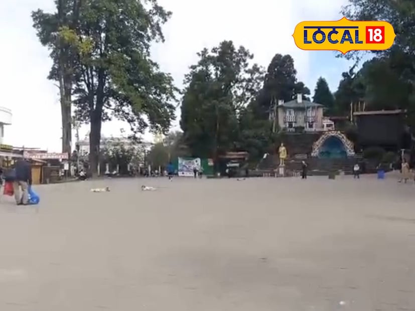 পুজো মিটতেই ভয়াবহ প্রাকৃতিক দুর্যোগের সাক্ষী ছিল উত্তরবঙ্গ। বিপর্যয়ের জেরে নানা জেলায় প্রচুর ক্ষয়ক্ষতি হয়েছে। তবে স্বস্তির খবর, দুর্যোগের ঘনঘটা শেষে উত্তরের আকাশে ফের উঁকি দিয়েছে সূর্য। আলিপুরদুয়ার, কোচবিহারে আকাশ পরিষ্কার। 