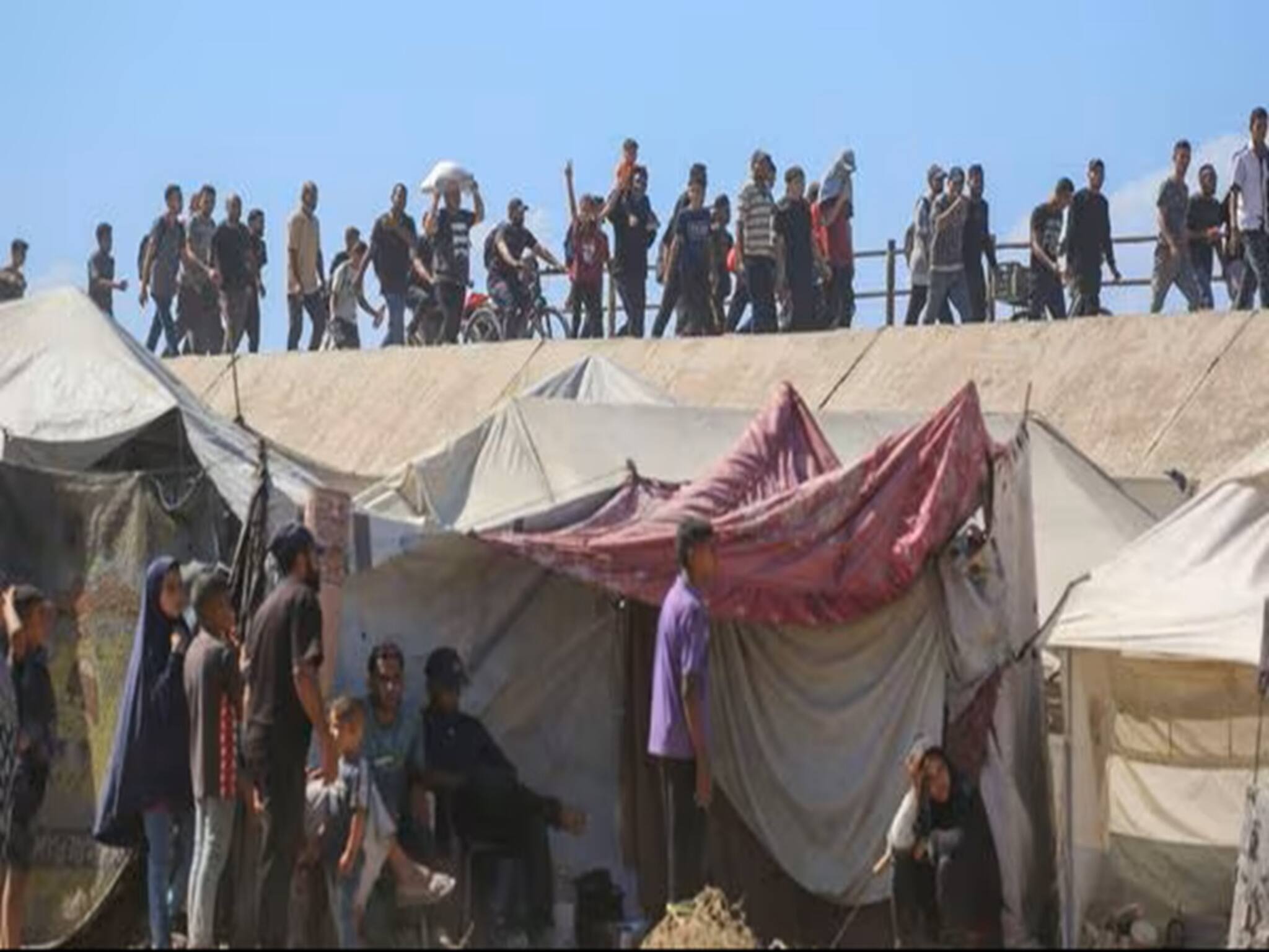 সেনা সরানো শুরু করল ইজরায়েল,যুদ্ধ বিরতিতে সায়! স্বস্তি গাজাতে