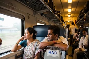 RAC সিটে মহিলা সঙ্গী, ১৫ ঘণ্টার যাত্রা এক স্মরণীয় বন্ধুত্বে পরিণত হল