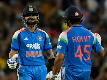 শুধু গিল-শ্রেয়স নয়, ওডিআই সিরিজে দলের বাইরে আরও এক তারকা, বড় ধাক্কা! শুধু গিল-শ্রেয়স নয়, ওডিআই সিরিজে দলের বাইরে আরও এক তারকা, বড় ধাক্কা!