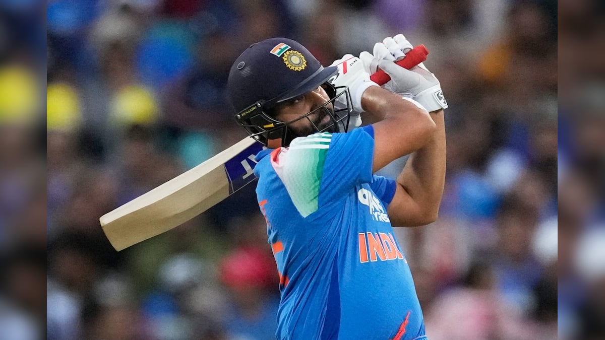 Rohit Sharma: বিশ্বকাপে কে দেবে তাকে বাদ? ব্যাক টু ব্যাক হাফ সেঞ্চুরি রোহিত শর্মার, সমালোচকরা চুপ! Rohit Sharma: বিশ্বকাপে কে দেবে তাকে বাদ? ব্যাক টু ব্যাক হাফ সেঞ্চুরি রোহিত শর্মার, সমালোচকরা চুপ!