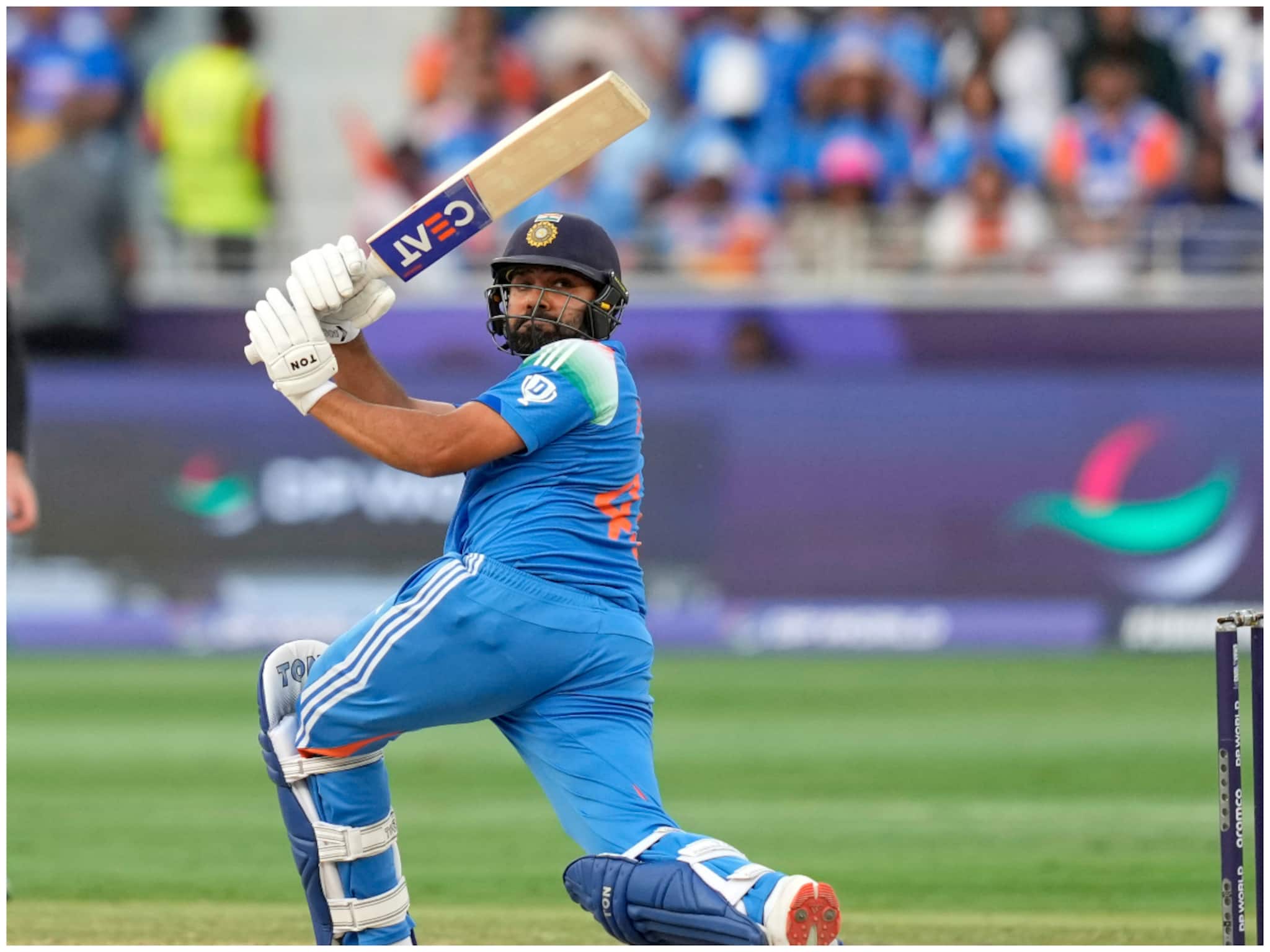 তৃতীয় ম্যাচে রোহিত শর্মার সামনে বড় রেকর্ডের হাতছানি! হারিয়ে দিতে পারেন পাকিস্তান তারকাকে