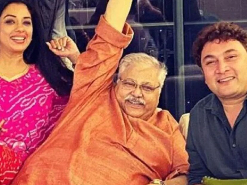 এটাই সতীশ শাহের মৃত্যুর আসল কারণ।রাজেশ কুমার জানিয়েছেন যে সতীশ শাহের মৃত্যুর আসল কারণ ছিল হঠাৎ হৃদরোগ। রাজেশ কুমার বলেন, 