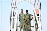 বন্দি করার দাবি করেছিল পাকিস্তান, বায়ুসেনার সেই মহিলা পাইলটের সঙ্গে ছবি তুললেন রাষ্ট্রপতি