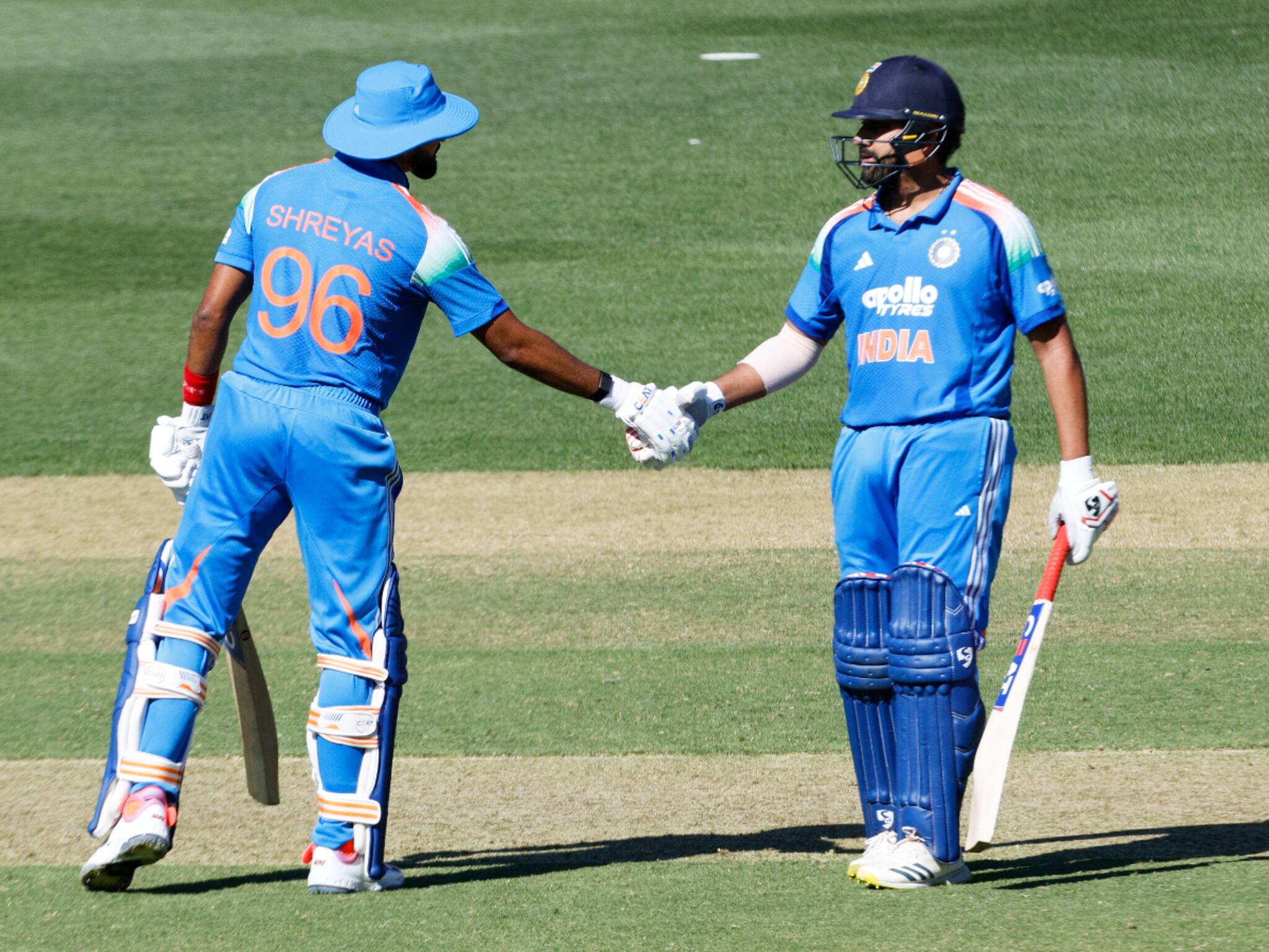 IND vs AUS: রোহিত-শ্রেয়স-অক্ষরের লড়াকু ব্যাটিং! অস্ট্রেলিয়াকে ২৬৫ টার্গেট দিল ভারত