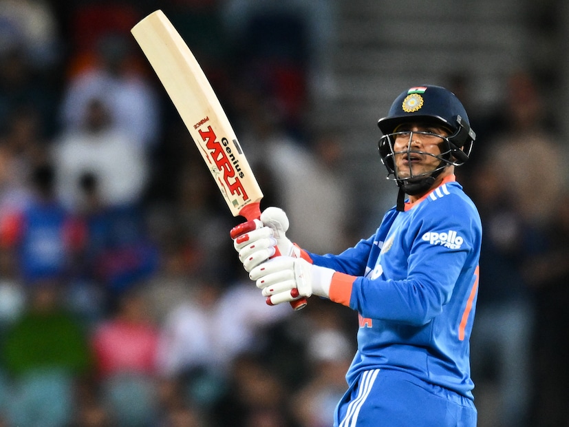 অস্ট্রেলিয়ার সম্ভাব্য: মিচেল মার্শ (অধিনায়ক), ট্রাভিস হেড, জশ ইংলিস (উইকেটকিপার), টিম ডেভিড, মিচেল ওভেন, মার্কাস স্টোইনিস, জশ ফিলিপ, জেভিয়ার বার্টলেট, নাথান এলিস, ম্যাথিউ কুনেম্যান, জশ হ্যাজলউড।