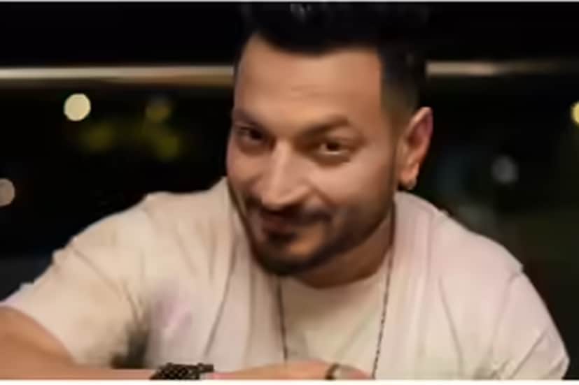 ইনস্টাগ্রাম বায়োতে 