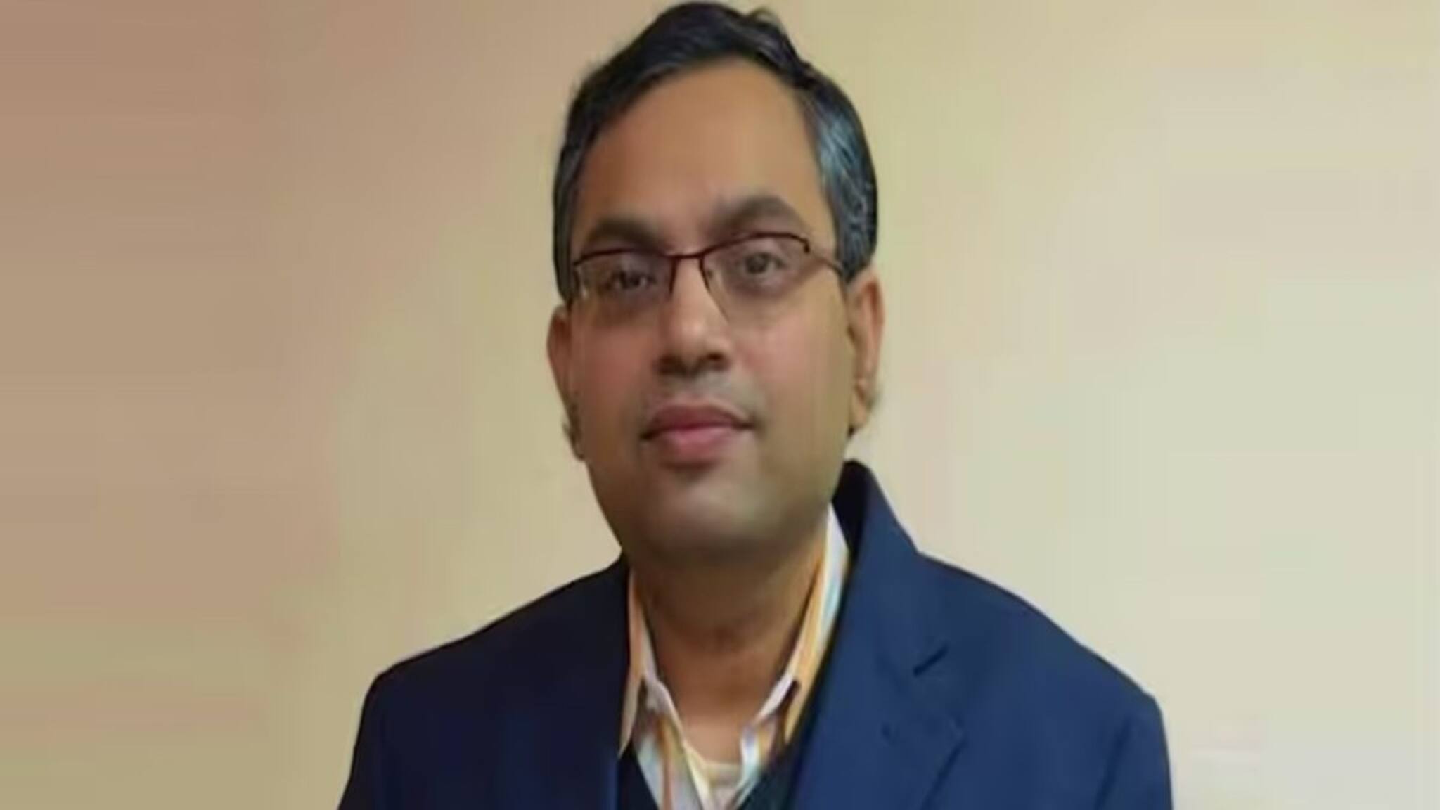 IIT Kharagpur: বাংলার গর্ব, বিশেষ সম্মান পাচ্ছেন IIT খড়গপুরের ডিরেক্টর! কী সম্মান জানেন?