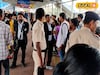 কালো কোট পরা ওরা গিজগিজ করছে, খপাখপ ধরা পড়ছে, উপচে গেল টাকার ভান্ডার, লাখ-লাখ ইনকাম