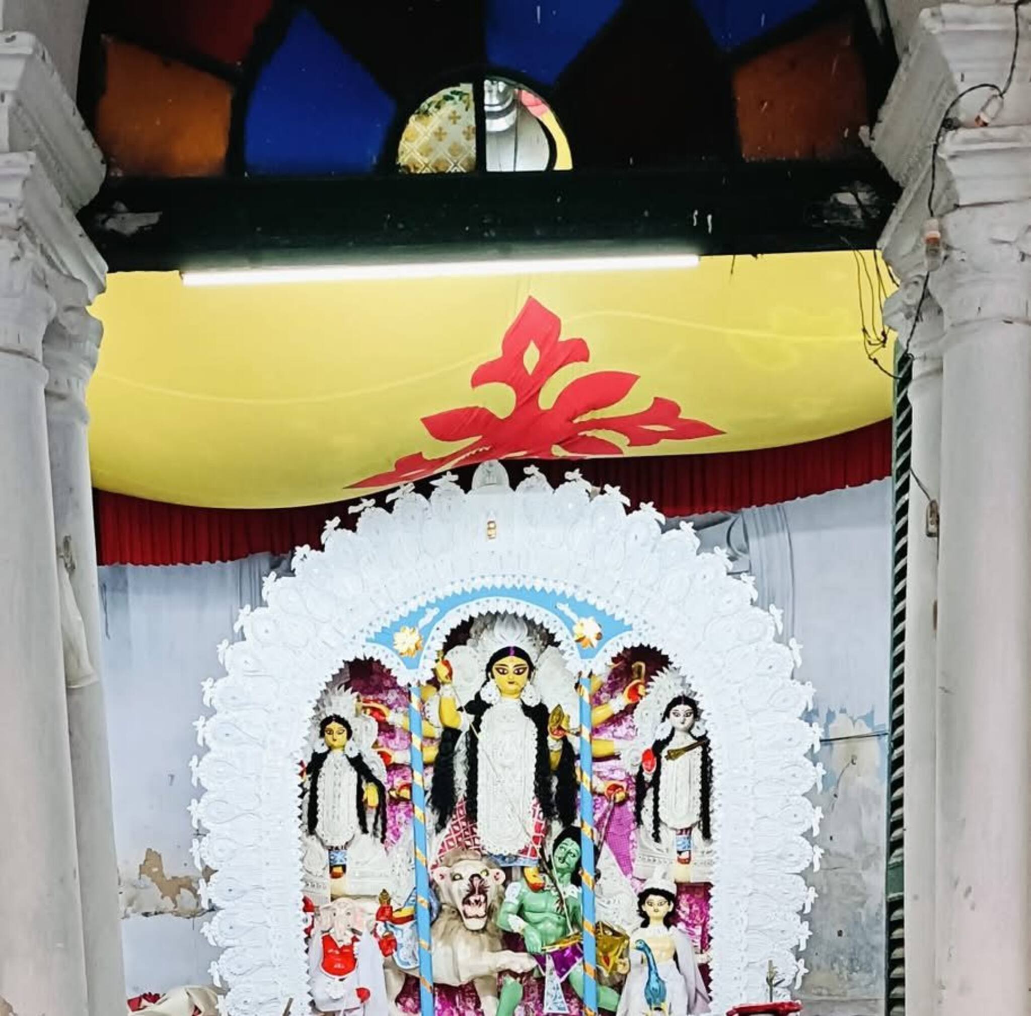 হুগলি শ্রীরামপুরের গোস্বামীবাড়ির বুড়িমা দুর্গা... পুজোর রন্ধ্রে রন্ধ্রে ইতিহাস, শুধু হারিয়ে যাচ্ছে জৌলুস