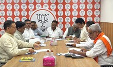 BJP West Bengal: দশমীর পরেই নির্বাচনের প্রস্তুতিতে নেমে পড়ল রাজ্য বিজেপি, সল্টলেকে বৈঠক করলেন একাধিক নেতা
