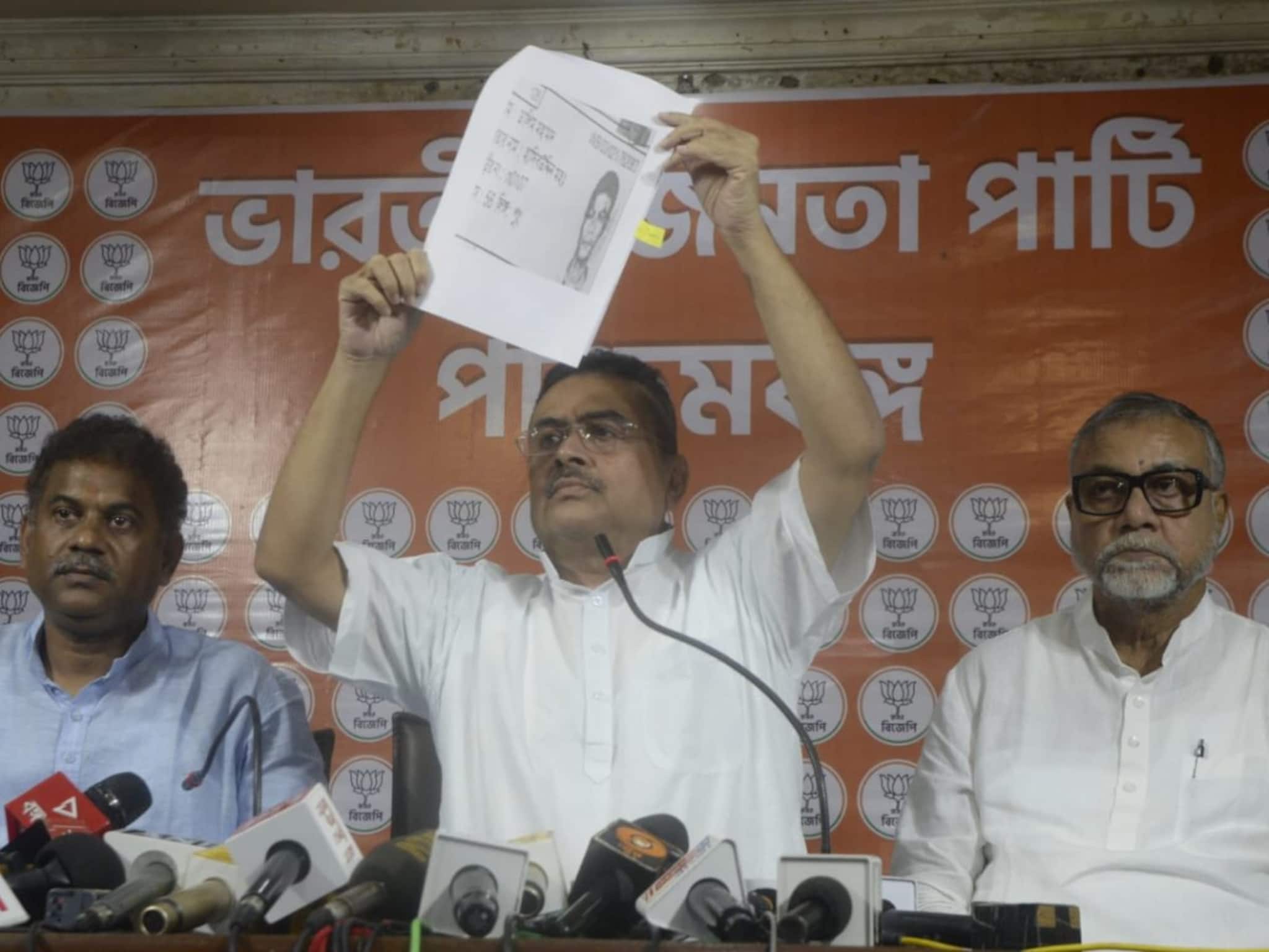 Suvendu Adhikari: ধর্ষণকাণ্ডের শাস্তি হিসেবে এরাজ্যে যোগীর উত্তরপ্রদেশ মডেল দাবি শুভেন্দু অধিকারীর