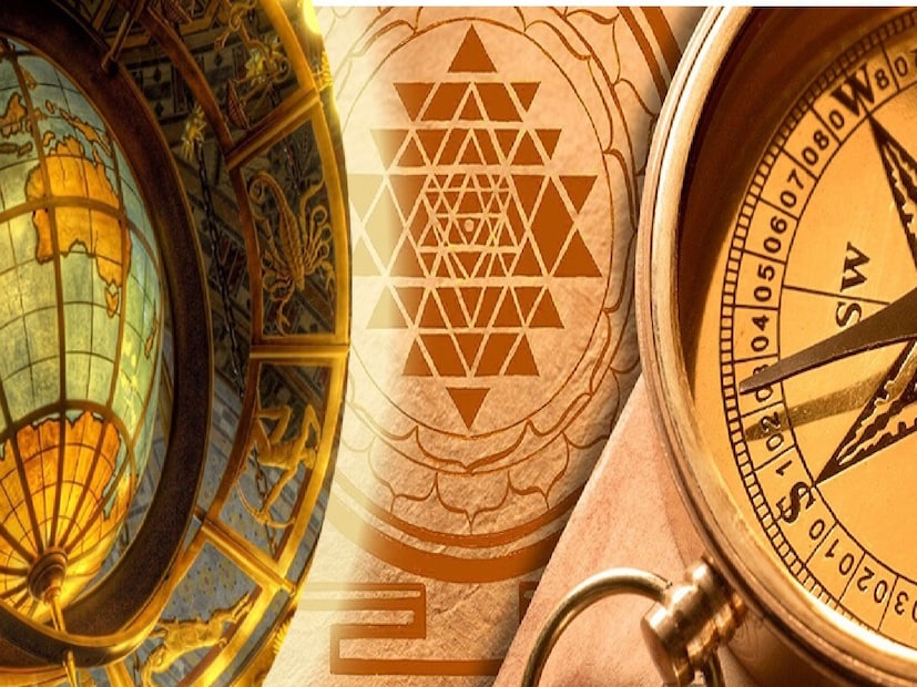 প্রতিটি বস্তুরই নিজস্ব একটা শক্তি থাকে! কখনও তা পজিটিভ শক্তি হয়, কখনও বা নেগেটিভ শক্তি। নিজেদের ভুলেই আমরা চারপাশে এমন সব জিনিস জমিয়ে রাখি, যাতে নেগেটিভ পাওয়ার রয়েছে। কাজেই, ভাল থাকতে হলে চারপাশ থেকে নেতিবাচক বা নেগেটিভ শক্তি রয়েছে, এমন জিনিস সরিয়ে ফেলতে হবে। তার জায়গায় আনতে হবে এমন জিনিস যা পজিটিভ শক্তিতে ভরপুর। এটাই বাস্তুশাস্ত্রের পন্থা- তবে মাথায় রাখবেন, জায়গা খালি রাখা যাবে না।