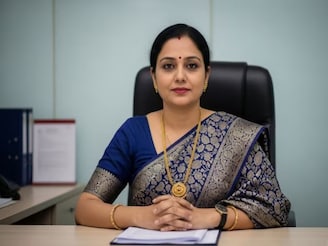 UPSC পরীক্ষা না দিয়েই ‘IAS অফিসার’ হওয়া যায়? ‘ল‍্যাটারাল এন্ট্রি’ কীভাবে হয় জানেন?