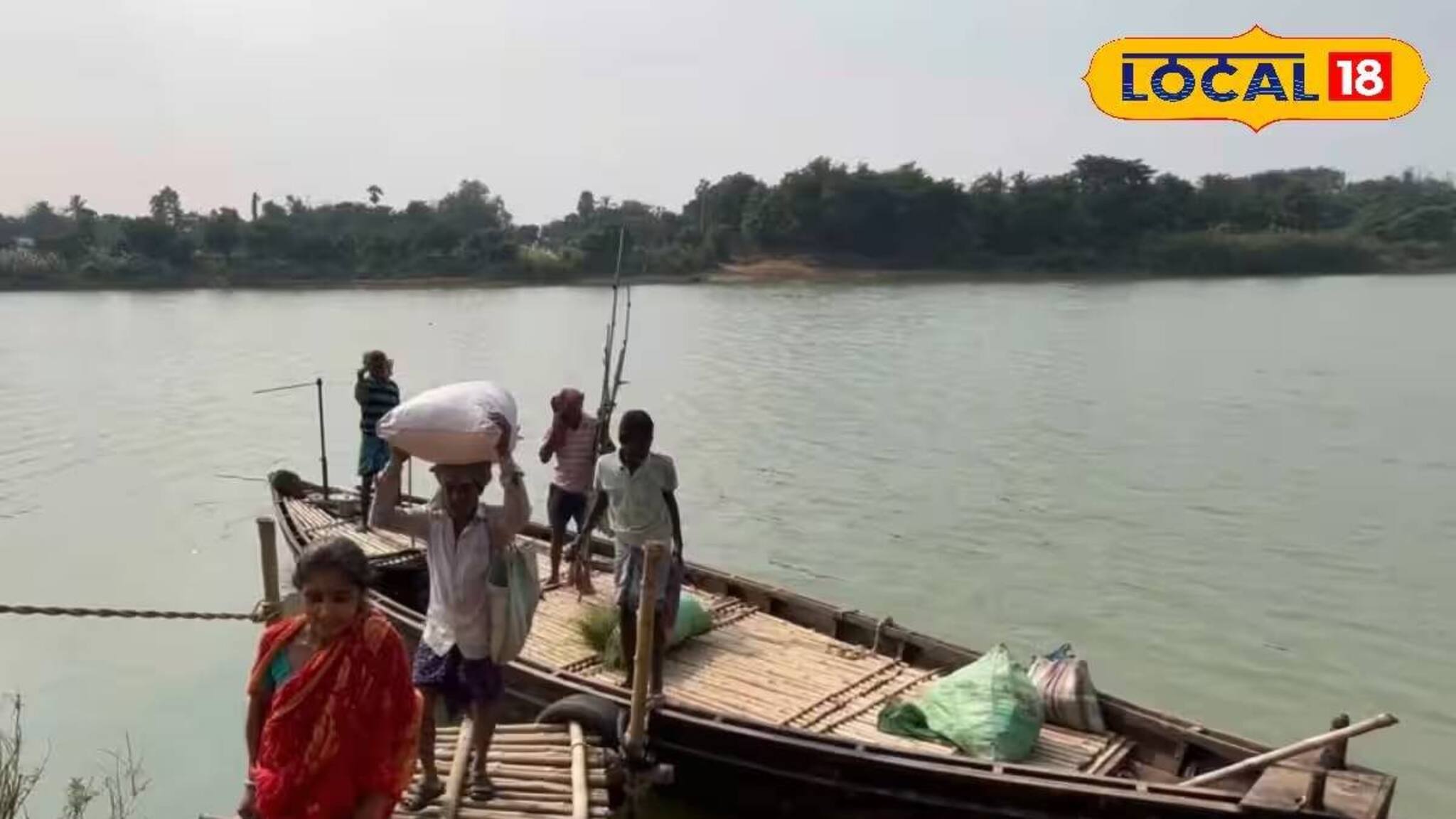 খাঁ খাঁ করছে এলাকা! কেন বেগুনকোলা গ্রাম ছেড়ে পালাচ্ছেন বাসিন্দারা?
